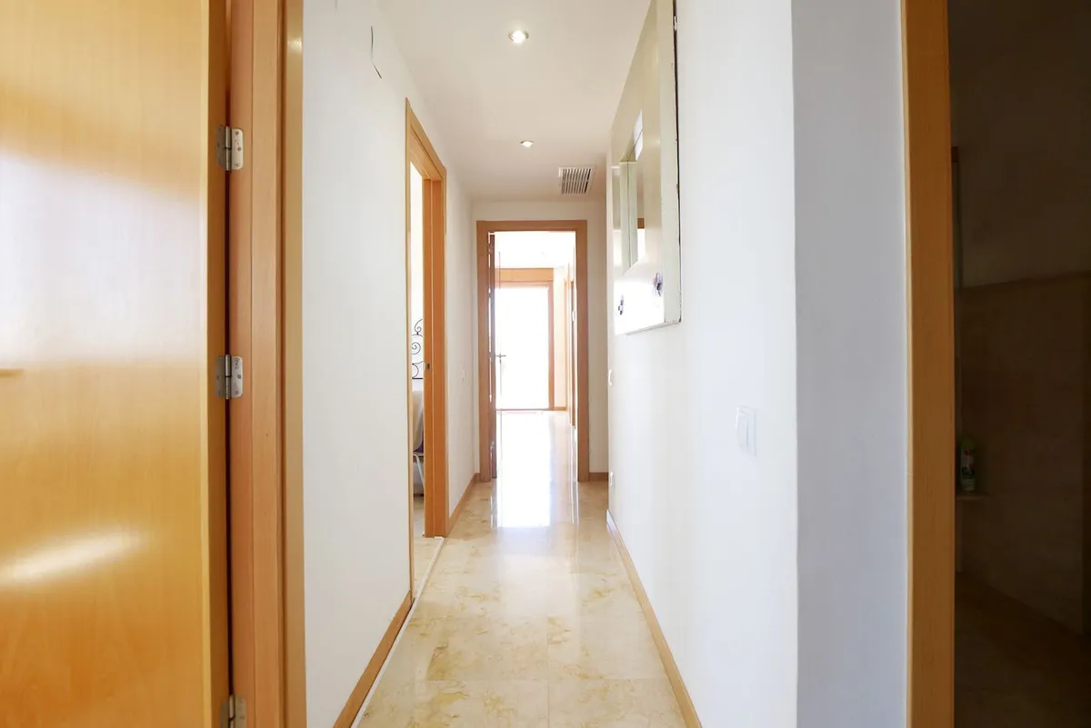 51b4eb85-3032-46dd-af16-e93d82e99ef3