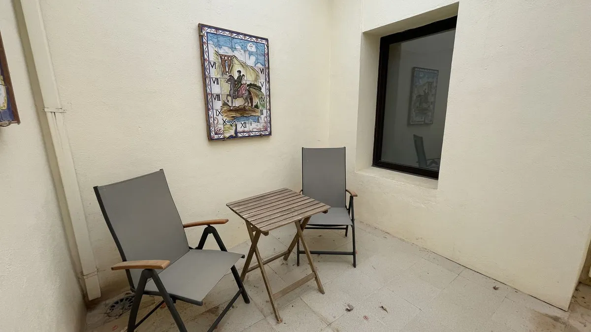 84957629-0aca-4051-885d-8e94e7a62ce5