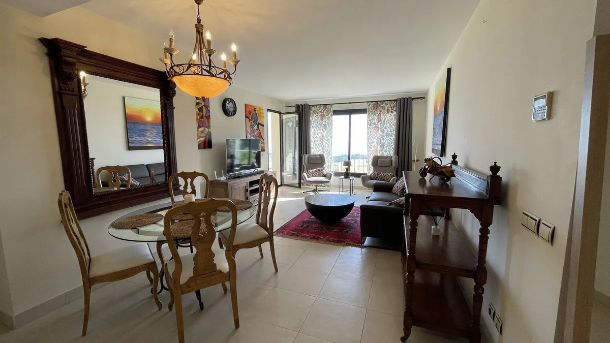 ca1fa895-1072-411a-ae14-d642866bb2cf