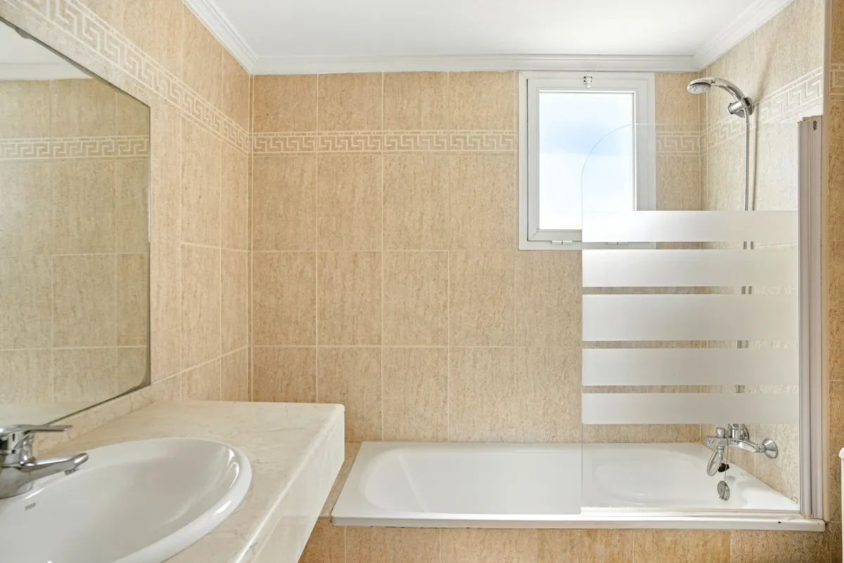 a2c6a660-7cbf-48a4-bd38-a2eae4d9320c