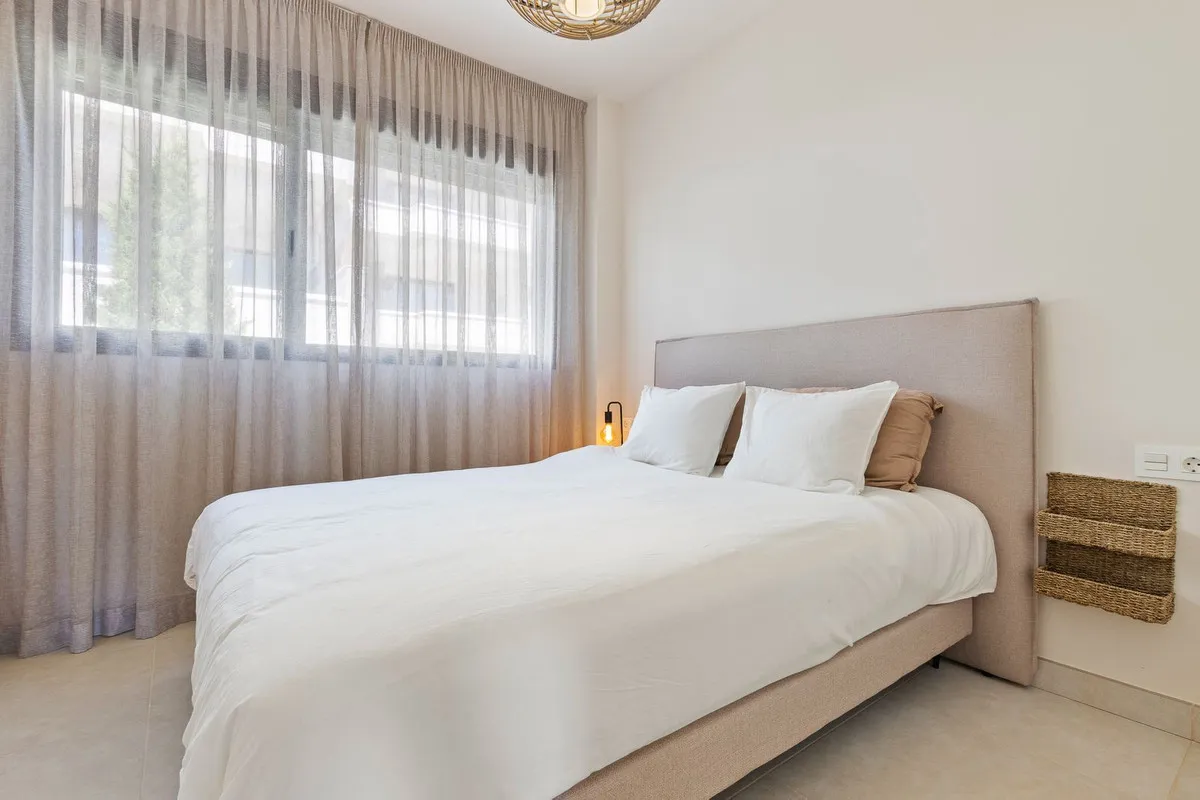 3e88f9a5-f9b0-48e0-aae2-76011a0d22b4