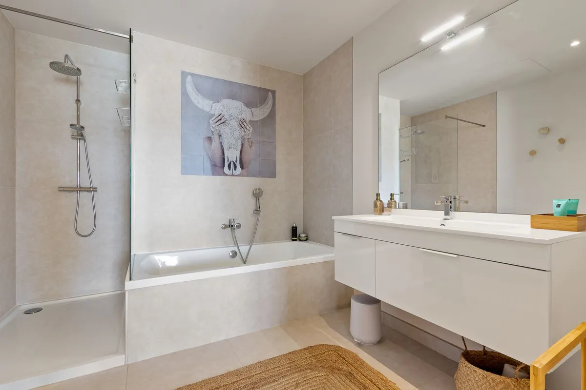 86c6f1d2-bcc2-4a82-9ec4-2734bbbfa887