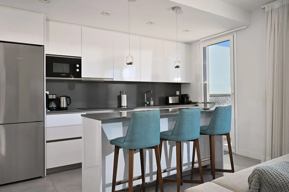 08b06b9e-1bd5-4a0e-8cc6-5cc313bdbf29