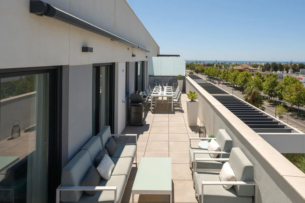 6ca62826-bd44-4c4e-9e78-d0ce4be12182