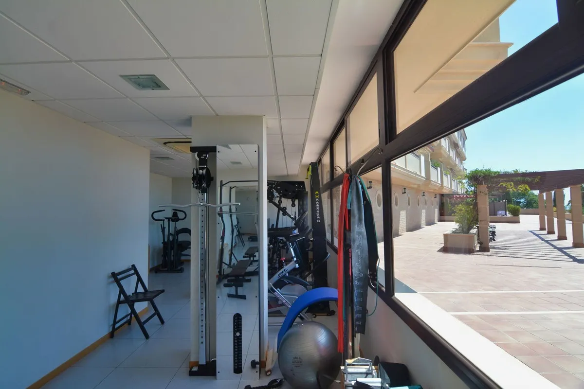 37ce02c6-c831-464f-b68a-0e4fadd9ec72