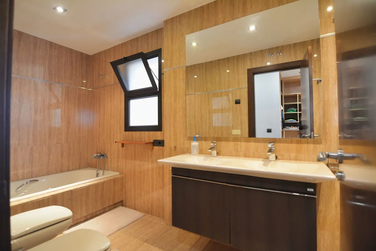 4f0bfd14-6f10-4eec-afcf-b36b0295eb6f