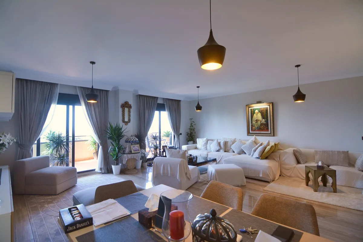 93e31ad8-d39c-4a30-bc21-f9823612afef