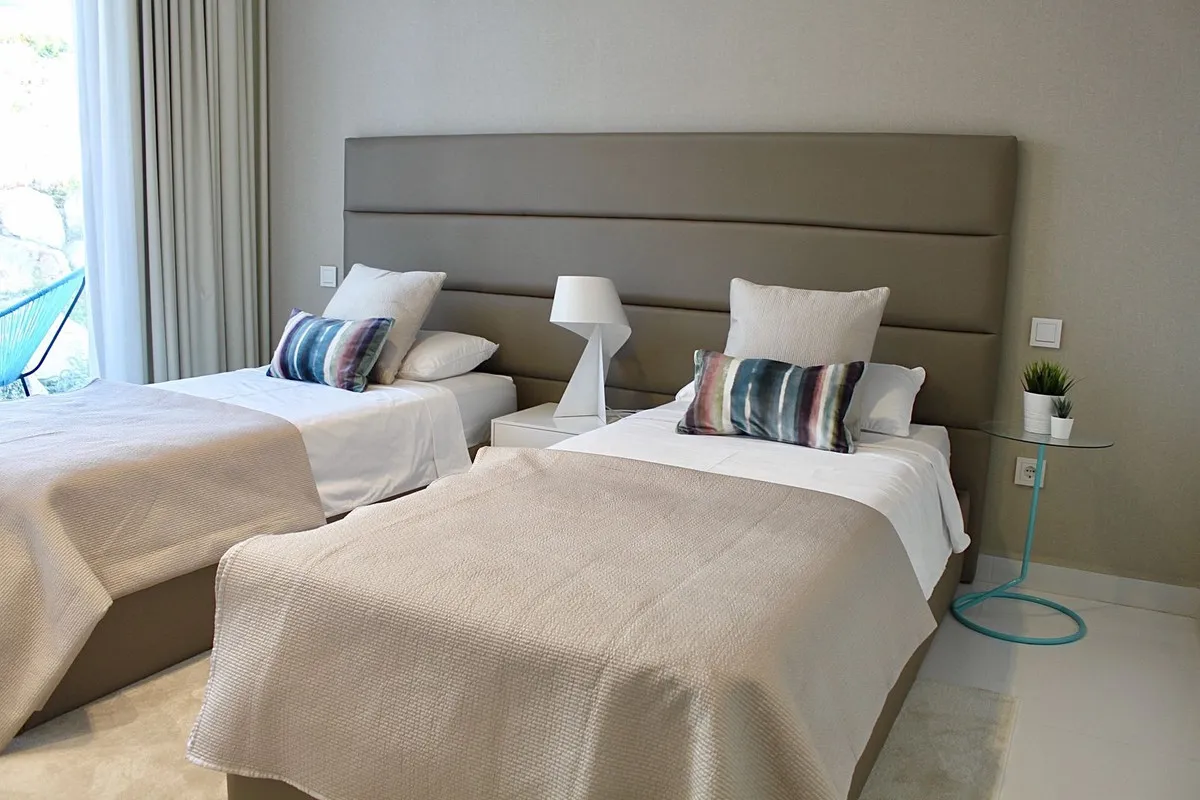 6da5f861-faca-4a89-a6e5-aa39ce77ed6e