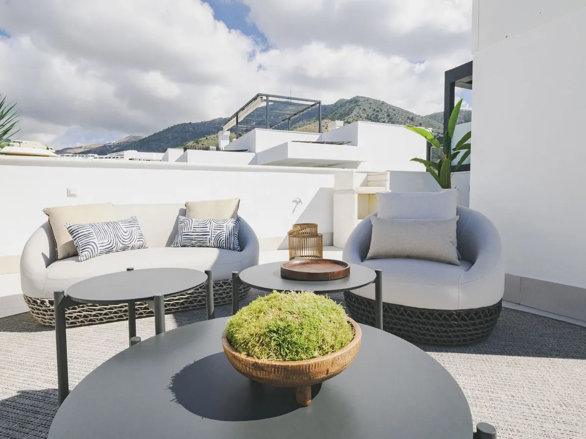 027329d0-379f-4b7d-9a6f-6b76b897b558