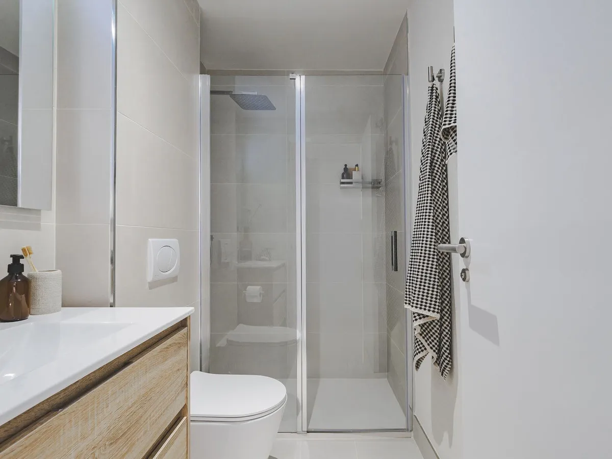 a032260b-5f65-4ade-b328-a98679e3455f