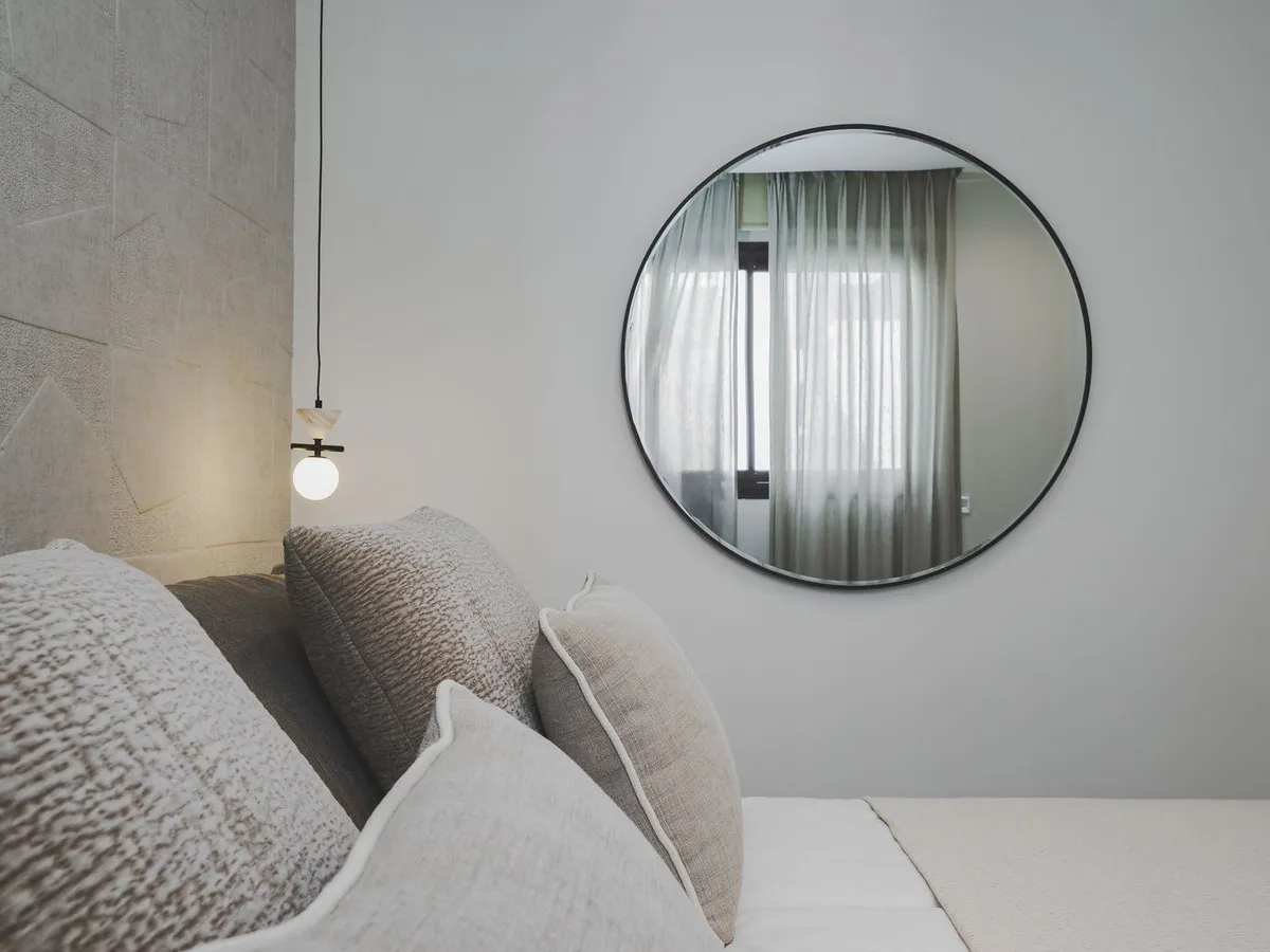 a598476c-5cc1-4078-afd8-84377a1052f8