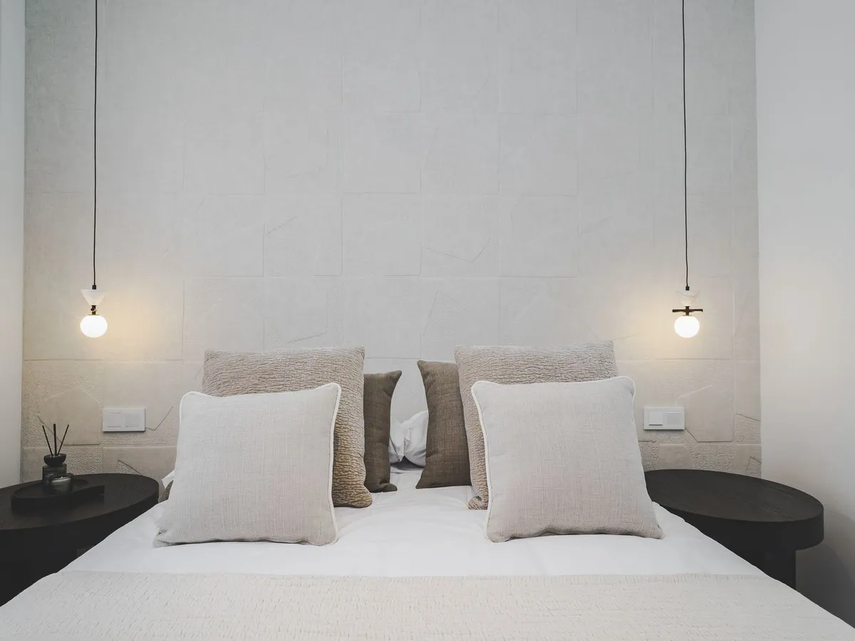 e2f042e2-5e84-41fa-b2d8-ef7c6d2c8cbb