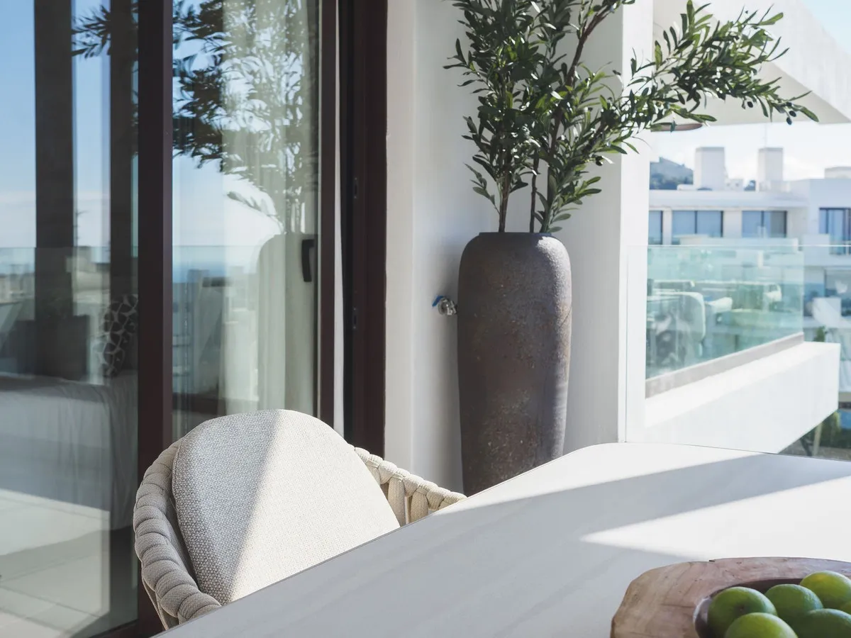 8d4b9f63-2ad2-4554-8e9c-716f5f0265e2