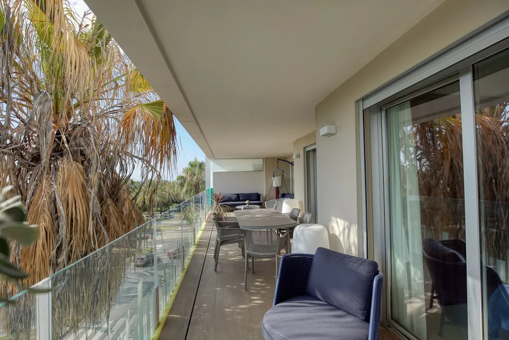 ef27dc48-cd77-4235-a263-c868c9ba0b91