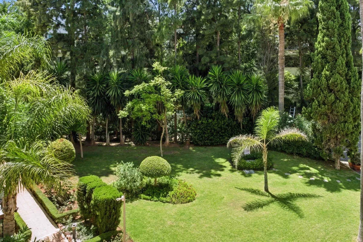 2fe1557c-e1c1-49b6-9357-2da9d843b881