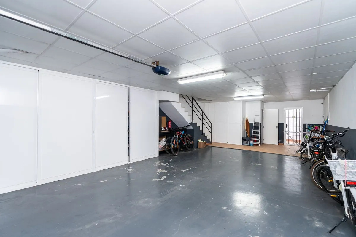 1713ef39-0070-4dc6-b6c9-2768c6a676c5