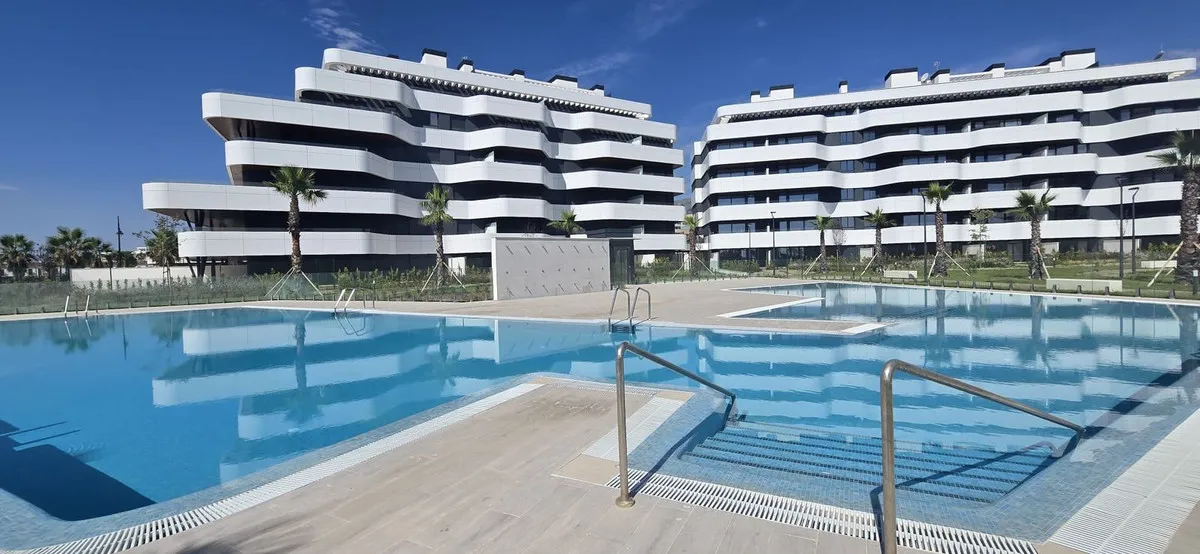 a3f16252-80a5-4f20-8b9f-08c91e8ba318