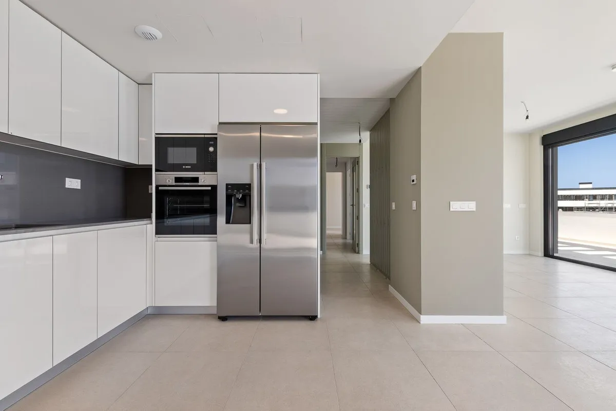 9b62f84a-f572-4d61-9a9f-d8fda2313022