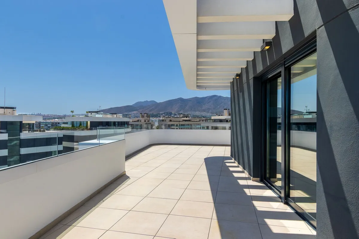 c5165316-9027-471f-8fa6-9abf59ac2ab5