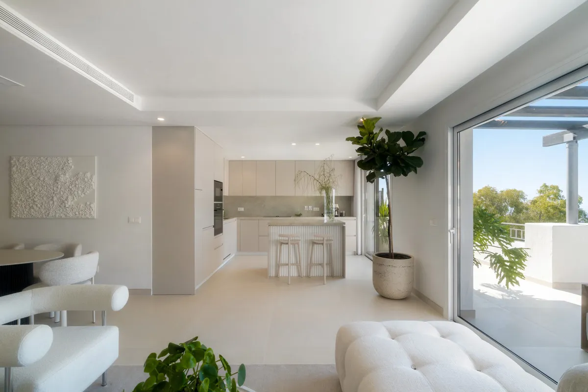 3817b7b0-8d98-47df-b899-841167bdf237