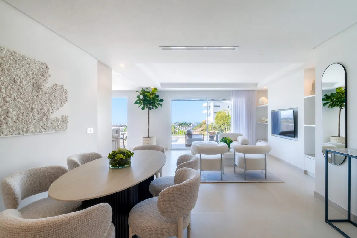 b9c14d9c-6919-4cf1-84dc-f43d4abab2b5