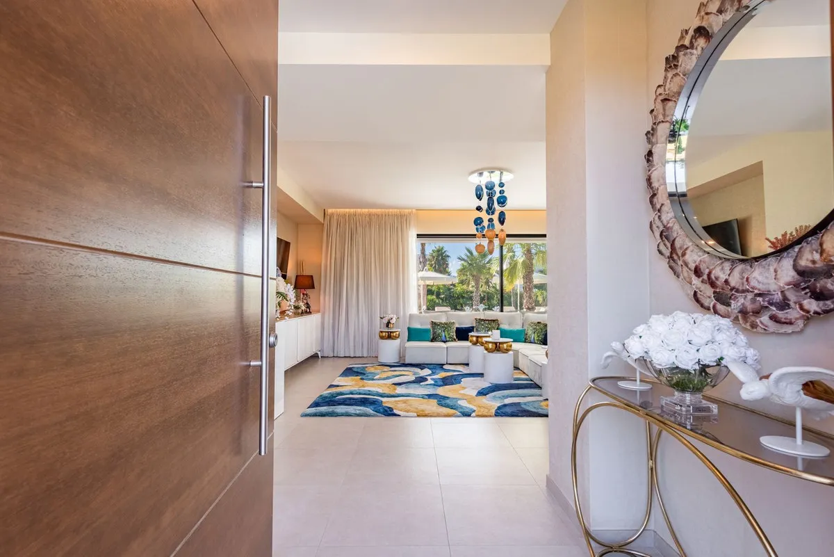 7252d3e8-e8f8-4868-bbbc-db4b782b1d0e