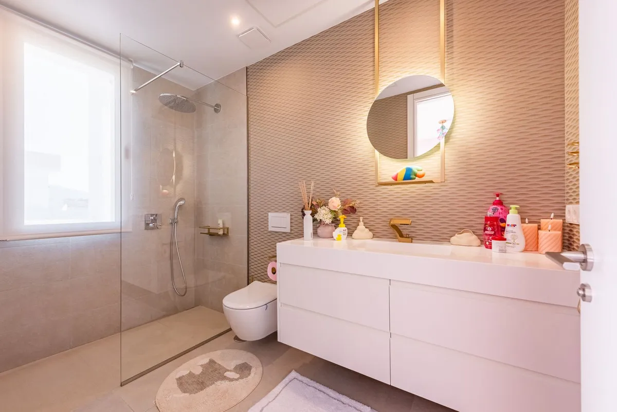 8581fa49-b20e-4ced-995c-c5d4311c4aca