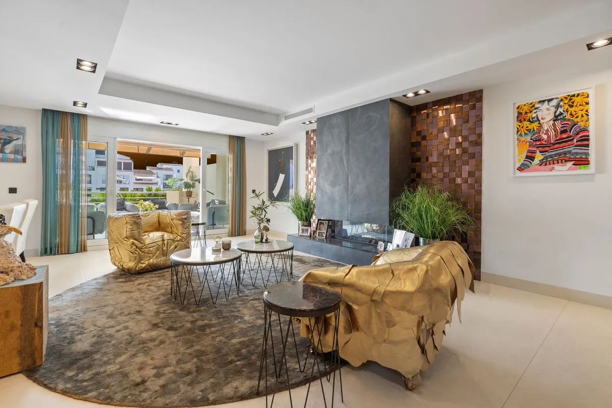 57aaa592-ad77-499c-9573-665707fba90c