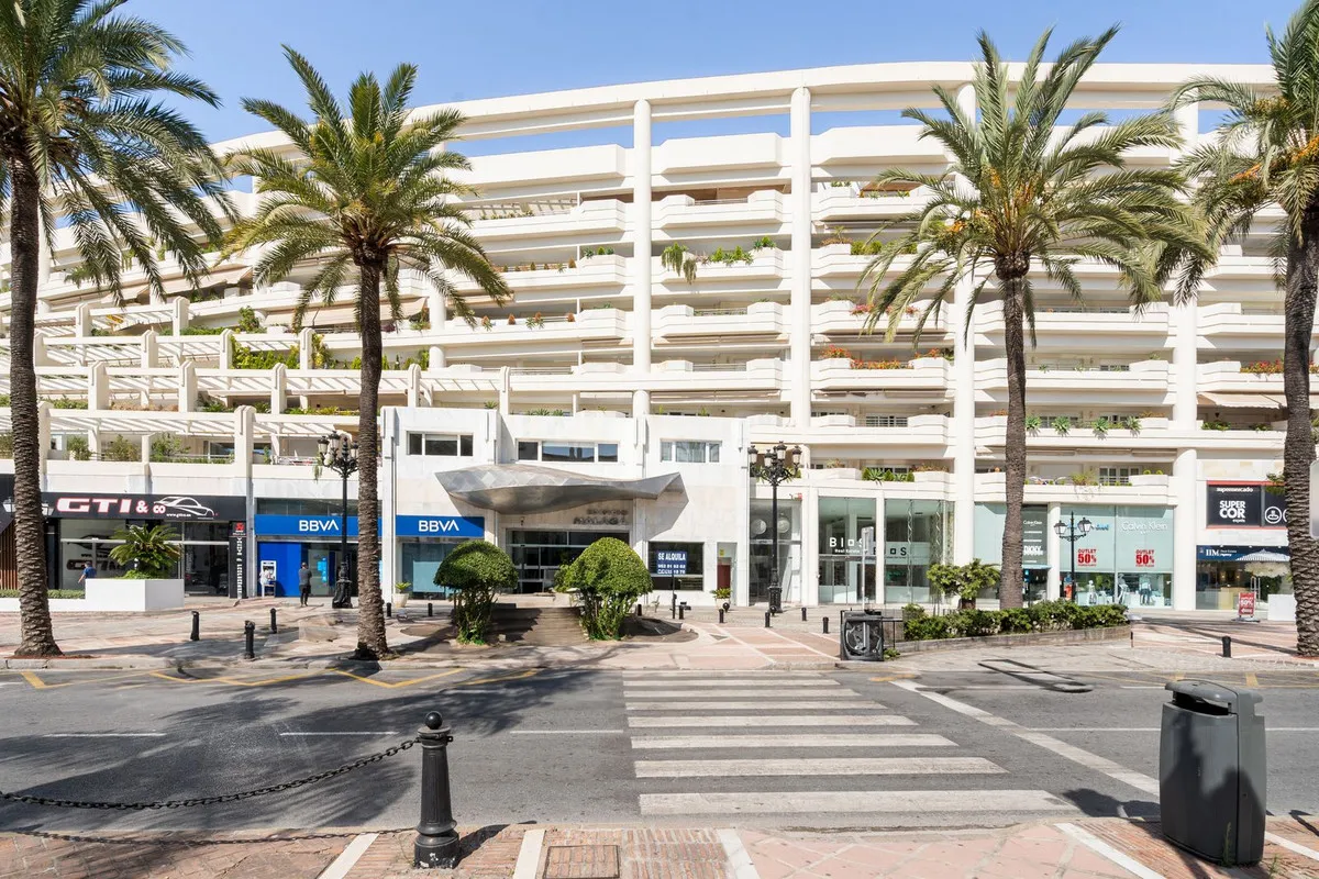 709bd11b-db7d-4aed-b78e-317e7ff9d733