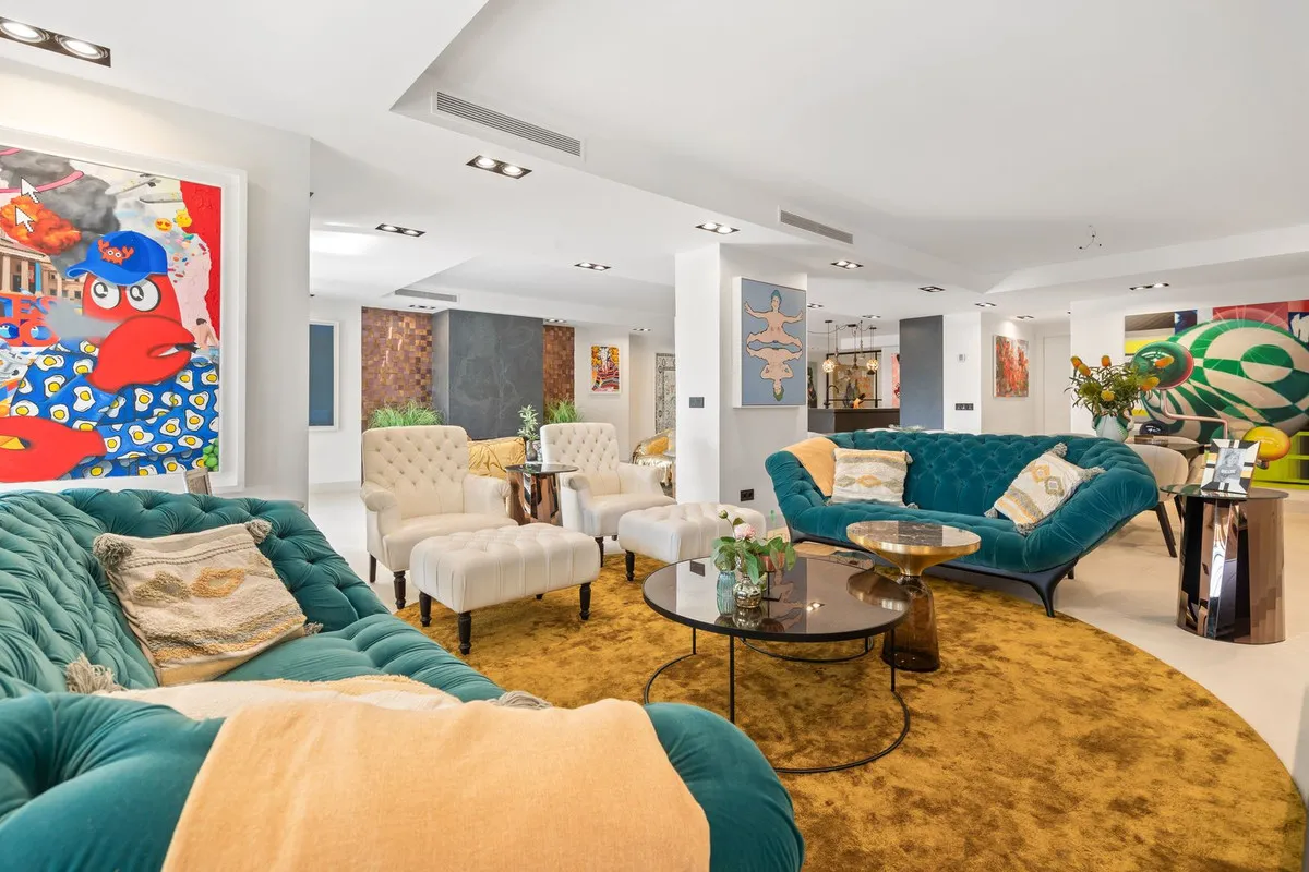 efbf556d-97a5-45b2-a044-38e003d82c22