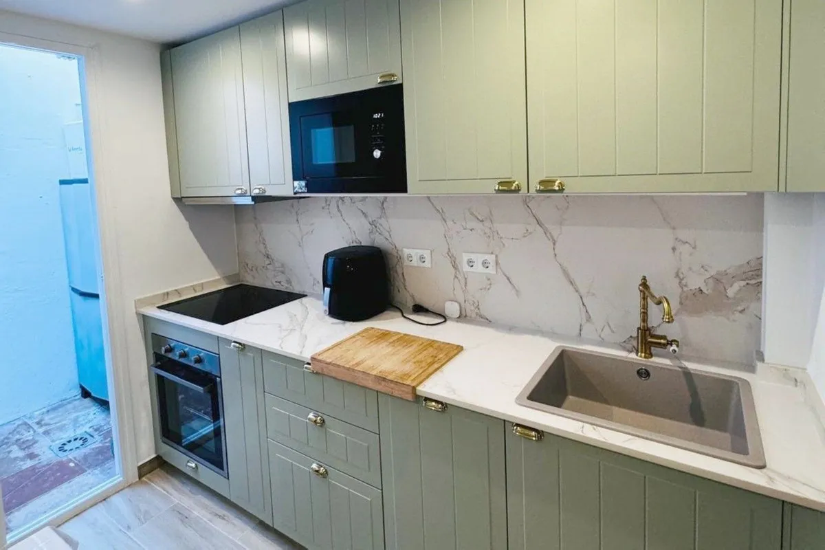 5bdc7da5-bb26-4343-aaea-dc421e817a12