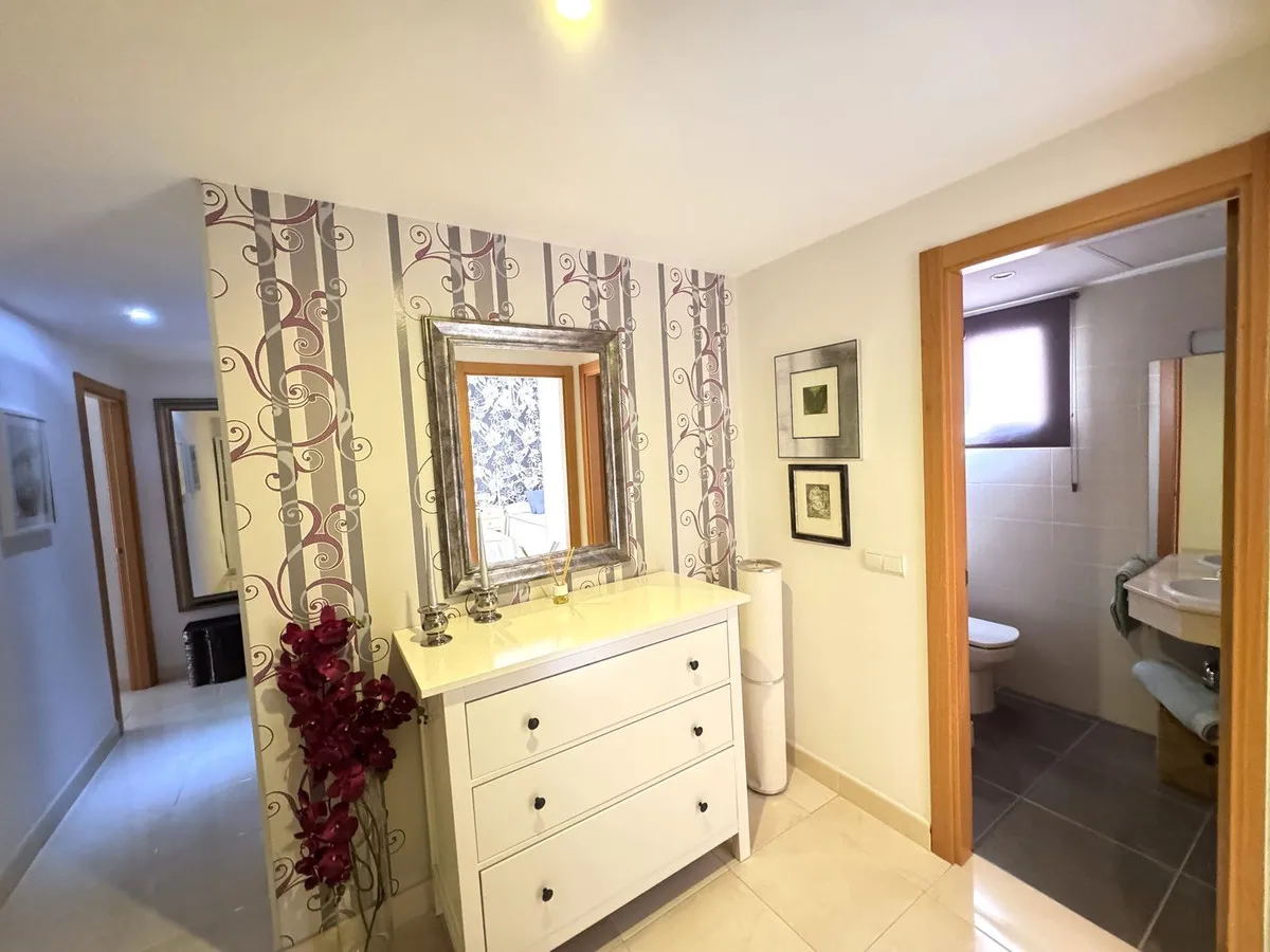 d47444c6-d9a2-45fa-ab1d-220c753b4e3b