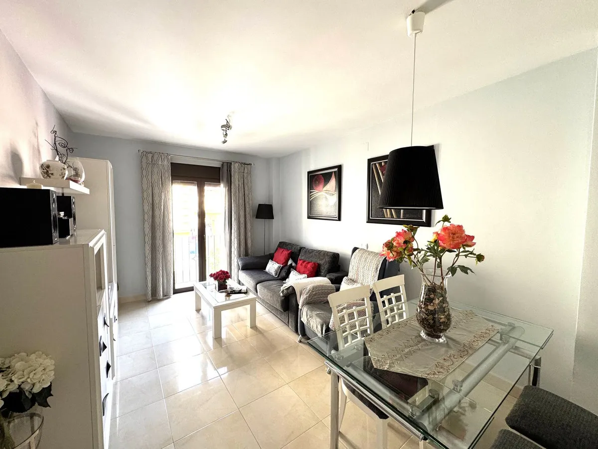 fb088559-794b-4a42-b63a-1fd6d54990fb