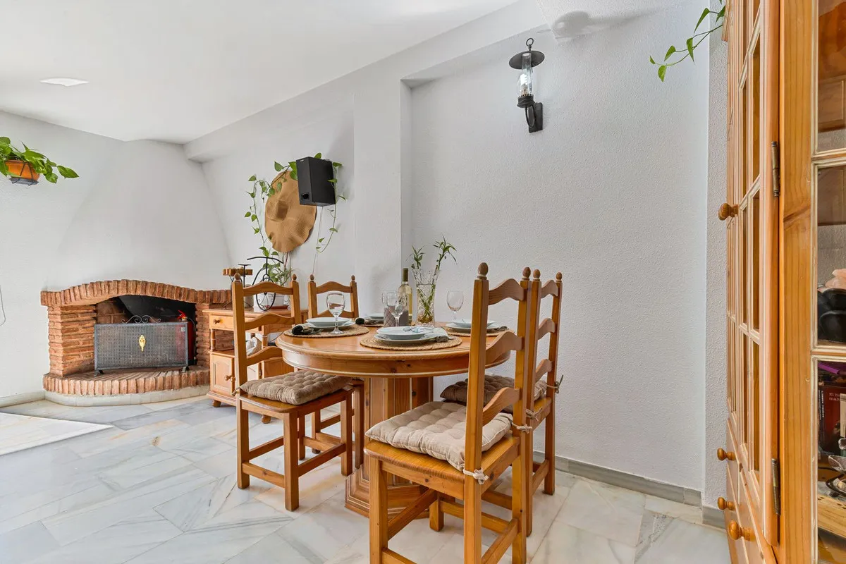 9503b1b0-3700-4dc4-ad27-625db3b8e190