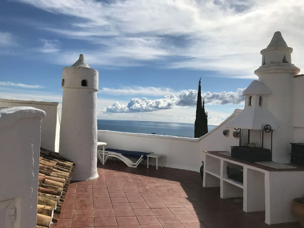 15cf483a-9d9c-412a-8e35-825bf9df7bbb