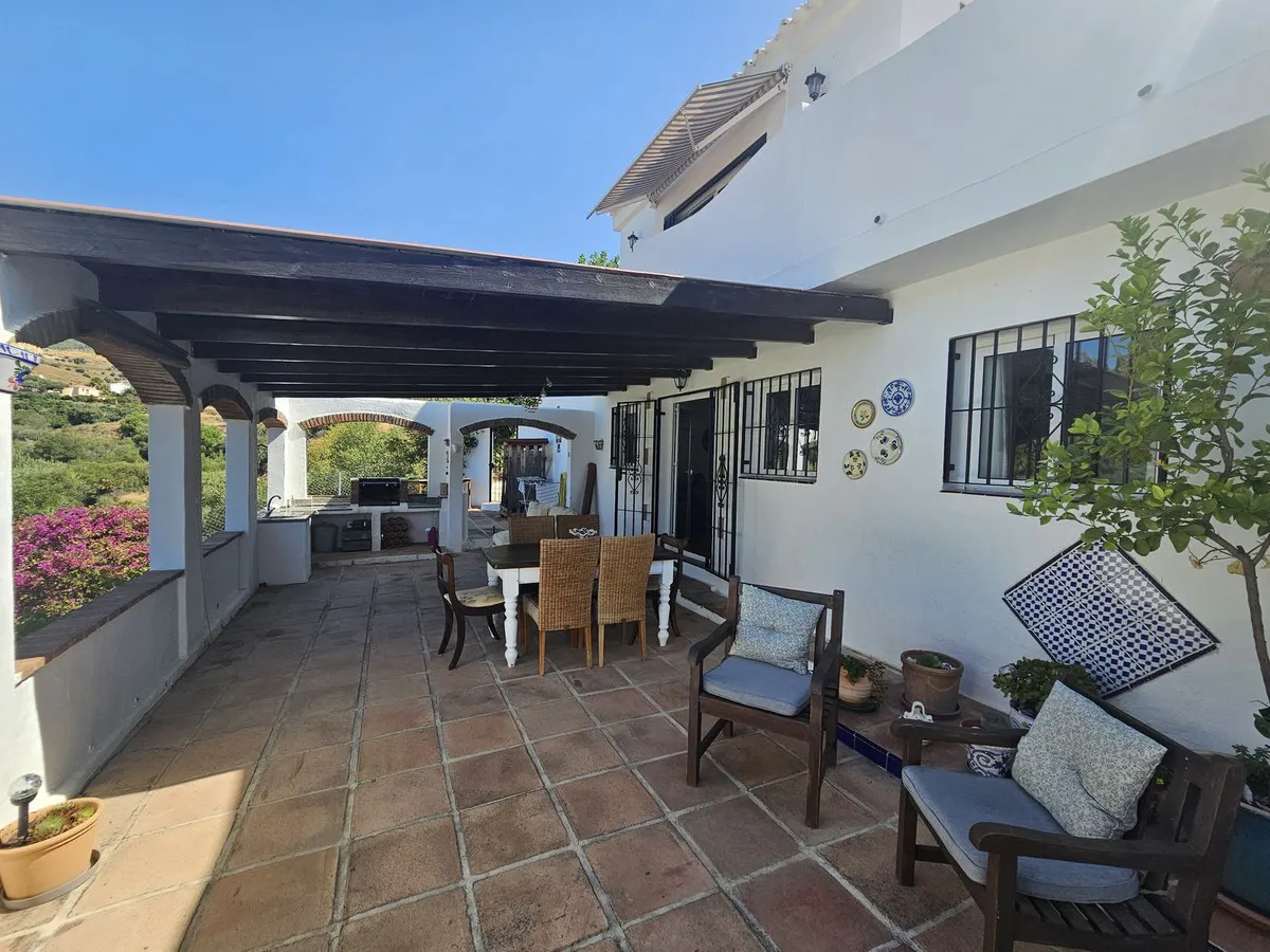 4e7d8354-034a-44cd-9a95-e69fc159547e