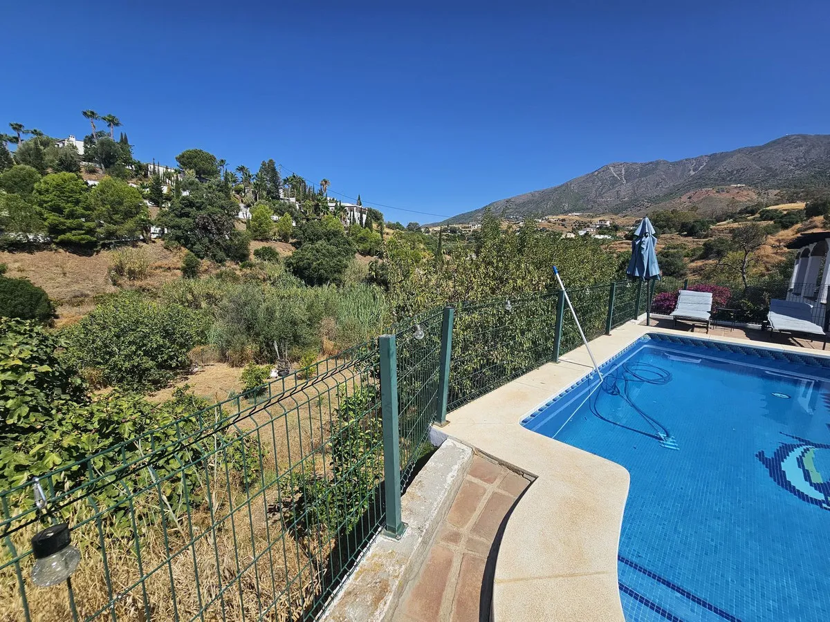 98076f27-31a6-41c1-91b7-e2dc4a426f14