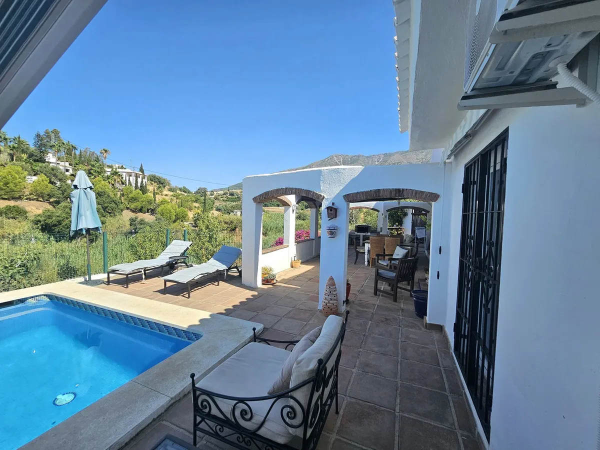 9d86e97e-8a4a-4b1f-8221-f2238e588ed4