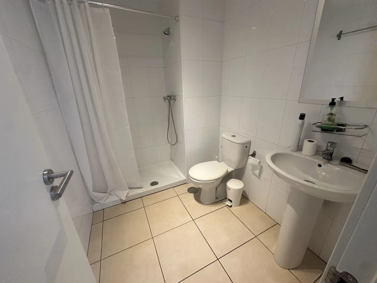 d251084e-7e10-40e8-b409-44fe32105474