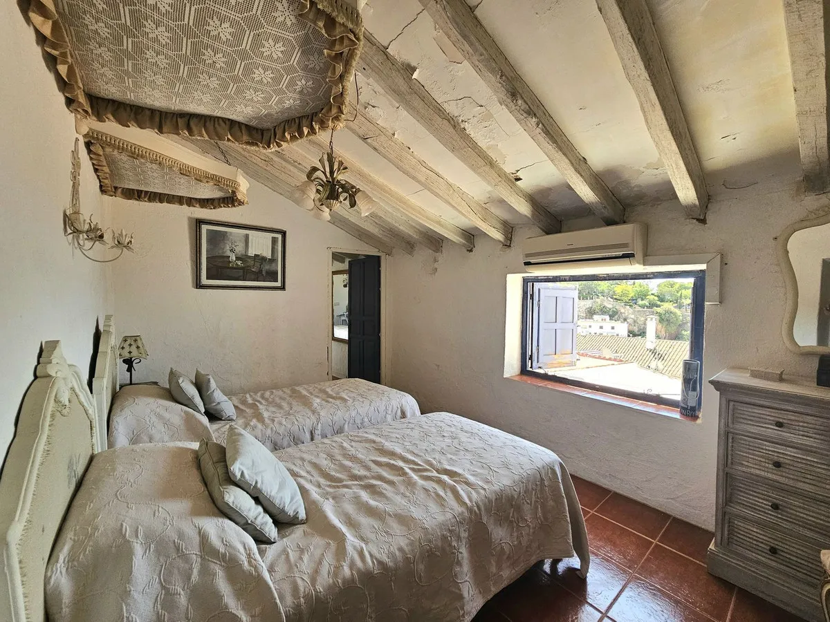 87a32f87-0b1a-474f-b37e-b3910b9632aa