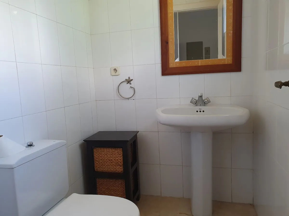 1aaa3537-4115-419b-a79f-dc38f5e4f967