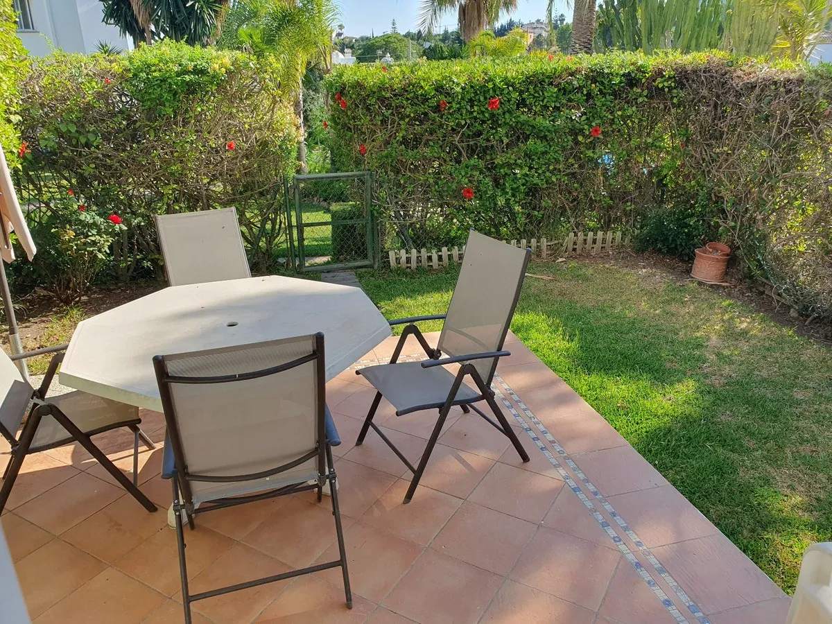 1efc0fb4-beba-44ff-b32c-ba681466e10a