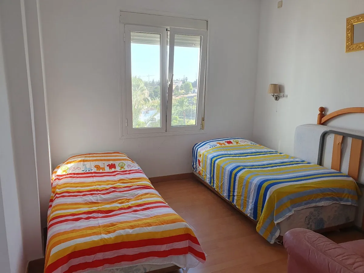 31ad3f4f-075e-4b40-852d-fef41865fb6c