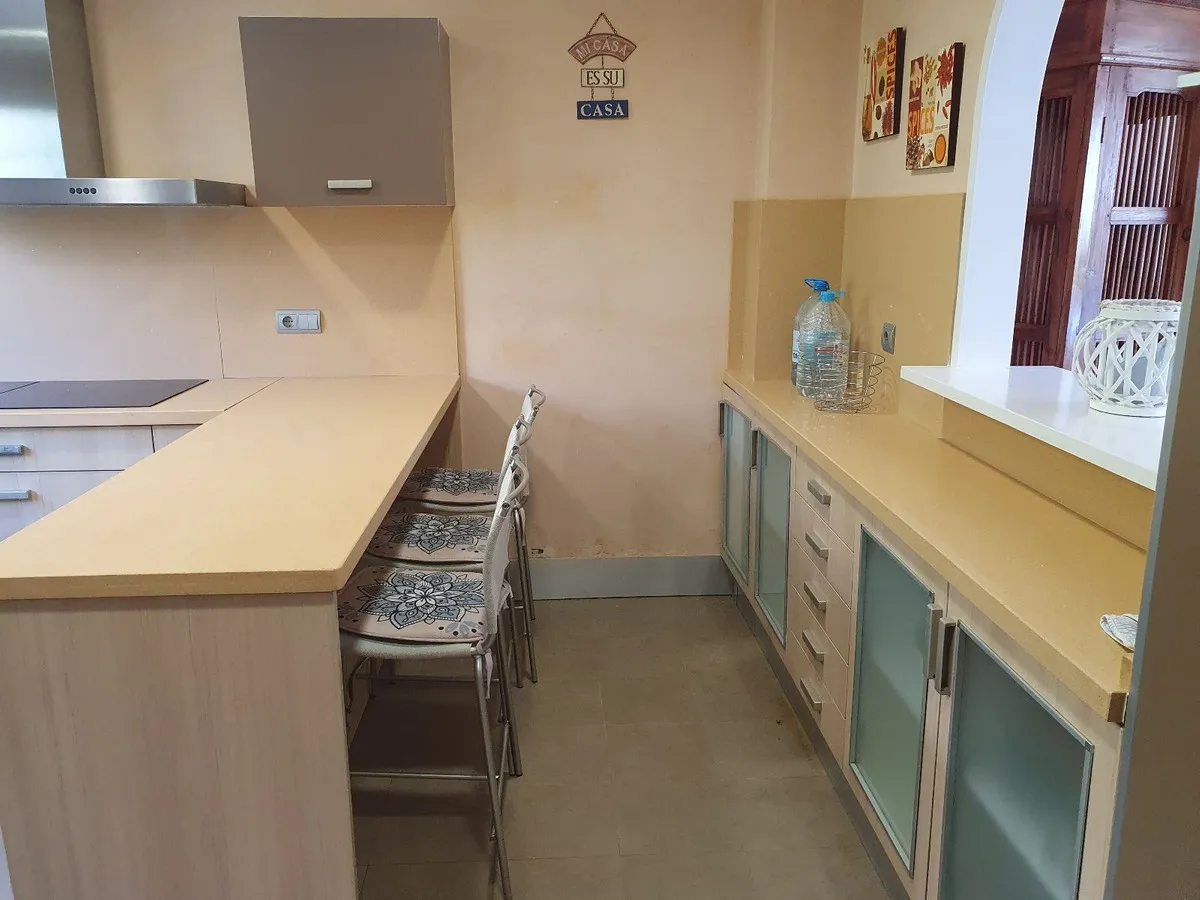 c9ea99b0-5f82-4f51-aa2a-bc571a53c0cf