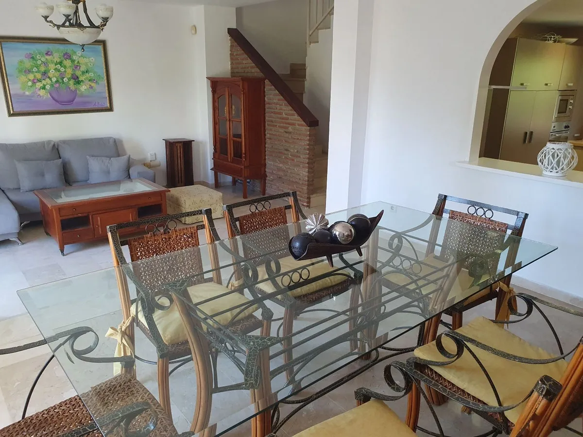 dfca6d48-8a82-4afc-b901-9f4494f556ef