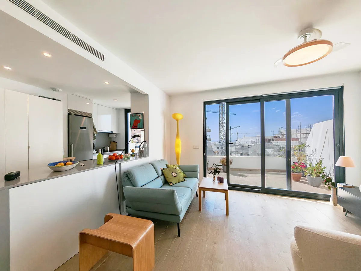 e42d83d1-3e20-418b-b0a2-729123c3ffdf