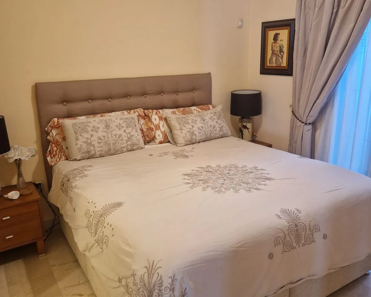 16f1a30e-f5e8-4e29-a894-f6153c8403b6