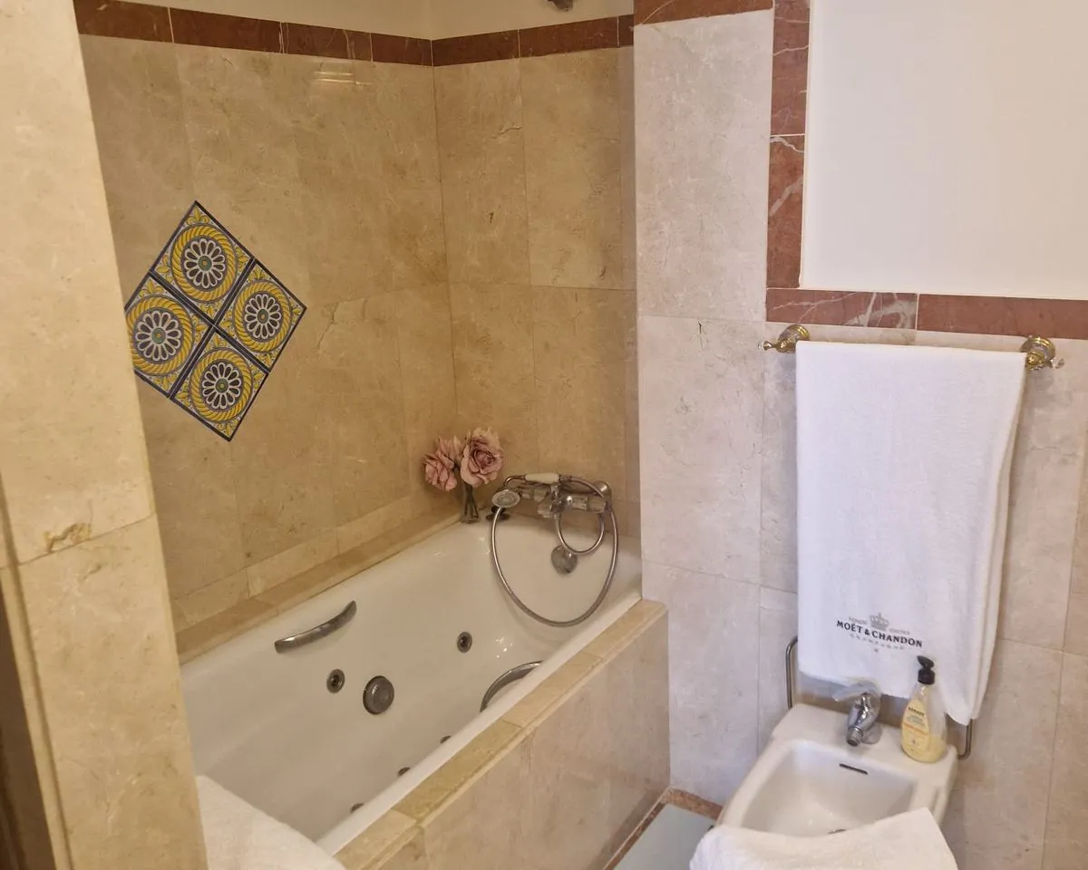 2e14ba67-9671-4868-8105-03159cc1d3d2