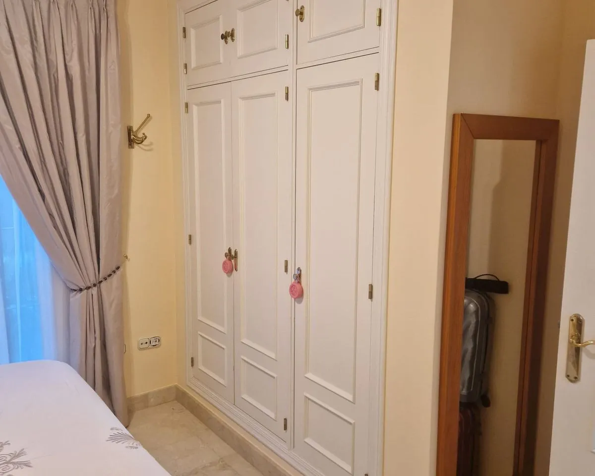 8d0d6f82-a128-4e48-8bb0-bb984879daef