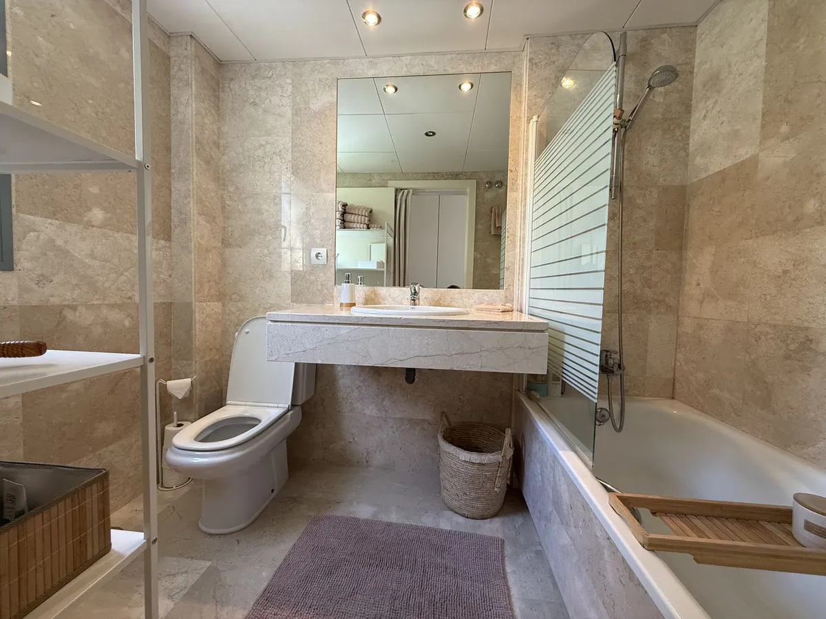 77c68977-b89d-4e3b-a208-f1579340c766